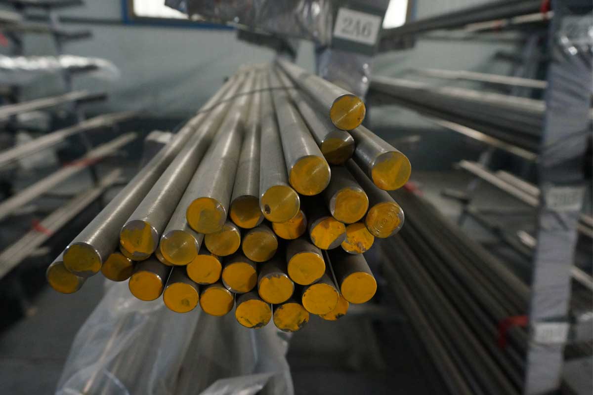 Commercially pure titanium/titanium alloy bars FT METALS